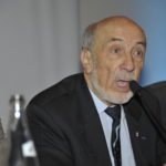 Hubert Chazeau mène les débats
