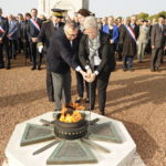 Madame Darrieussecq, le Président Goujat, le Préfet Sudry et la Directrice de l’ONAC-VG ont ravivé la flamme