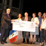 Remise du chèque de 435 000 €